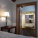 منزل ريفي Quinta Do Espirito Santo أنغرا دو إِراويزو